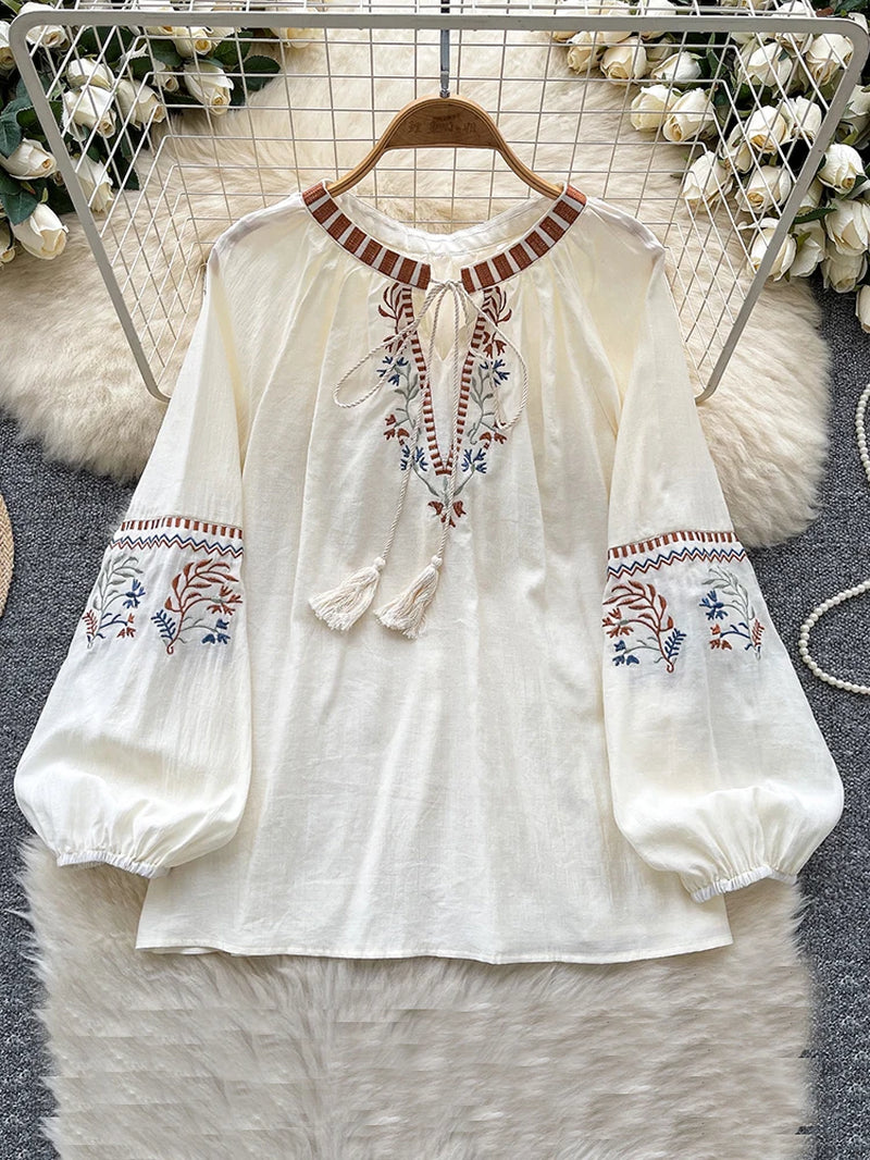 Spring Autumn Literature Fashion Embroidered Lantern Sleeve Blouse Women'S New Loose Versatile Casual Bohemian Holiday Top D22