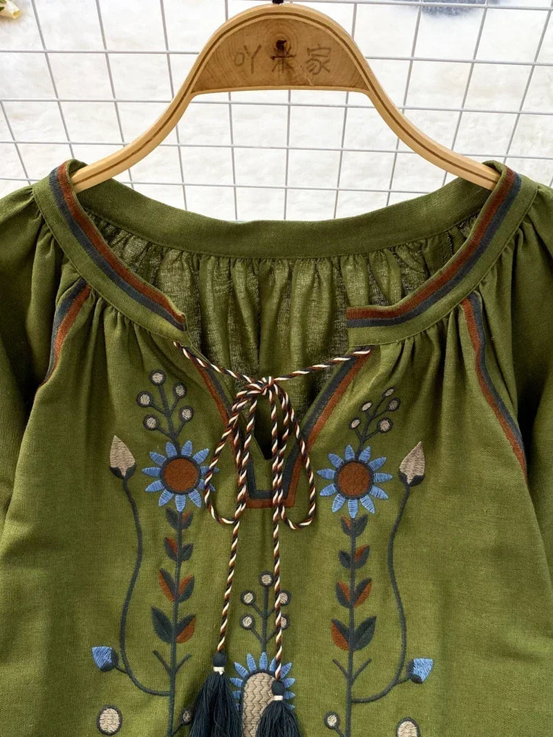 Women Spring Blouse Ethnic Style Retro Literature Loose Embroidered Cotton Linen round Neck Pullover Shirt Casual Top D3549