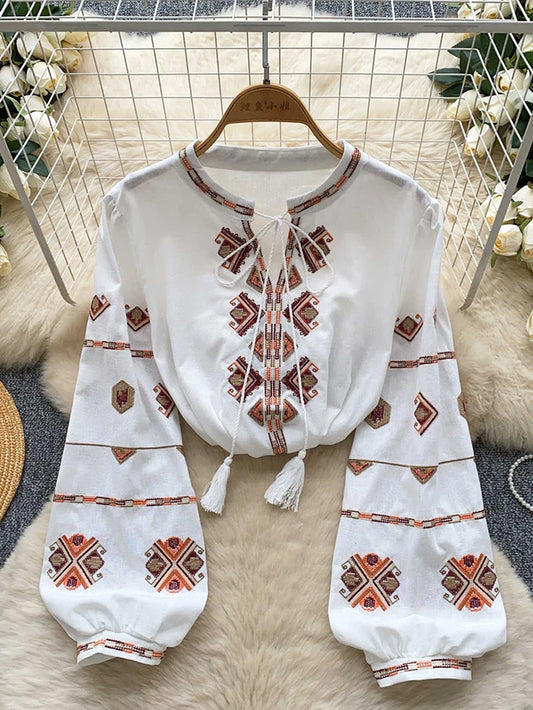 2025 New Women‘S Spring Autumn Blouse Bohemia Retro round Neck Lace Embroidered Long Sleeve Shirt Loose Blazer Top BL155