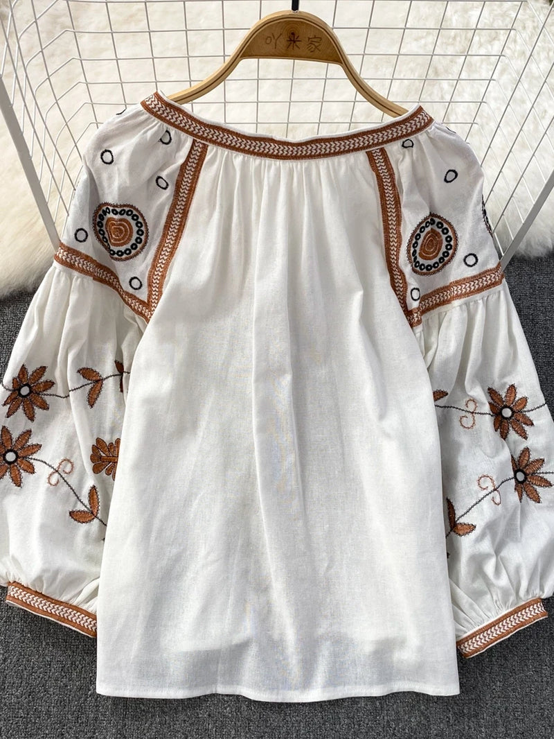 Chic Fashion 2024 New Spring Women Vintage Long Sleeve Loose T-Shirts O Neck Embroidery Casual All Match Top Mujers