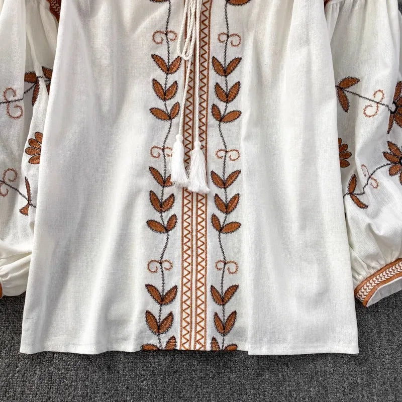 Chic Fashion 2024 New Spring Women Vintage Long Sleeve Loose T-Shirts O Neck Embroidery Casual All Match Top Mujers