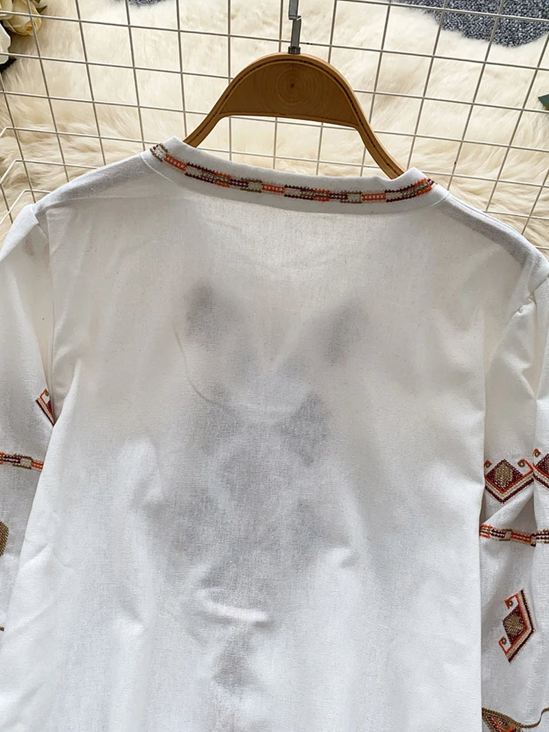 2025 New Women‘S Spring Autumn Blouse Bohemia Retro round Neck Lace Embroidered Long Sleeve Shirt Loose Blazer Top BL155