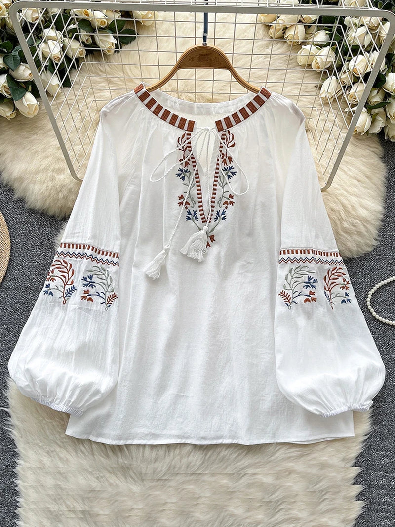 Spring Autumn Literature Fashion Embroidered Lantern Sleeve Blouse Women'S New Loose Versatile Casual Bohemian Holiday Top D22